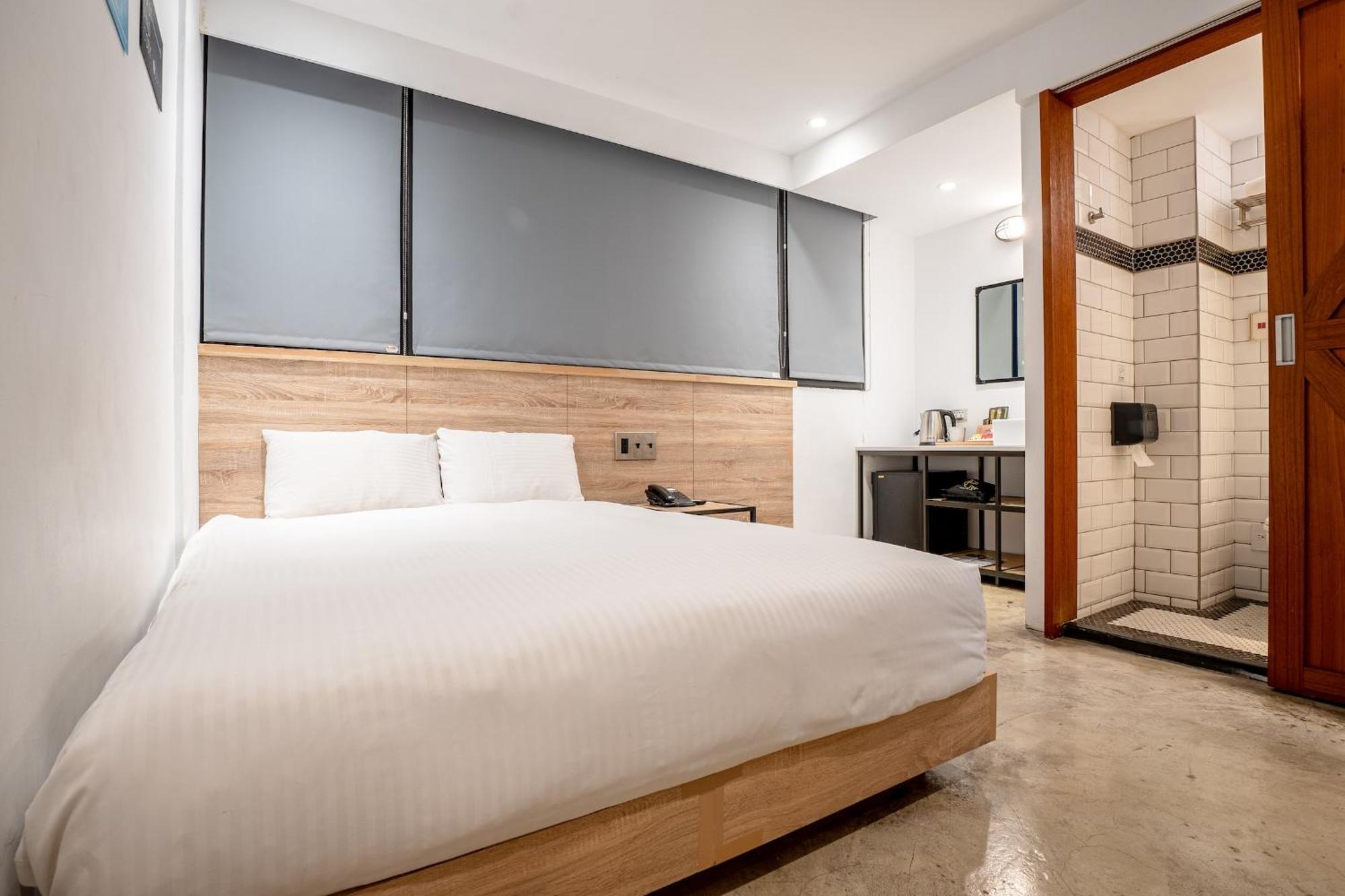 Chase Hotel Taichung Esterno foto