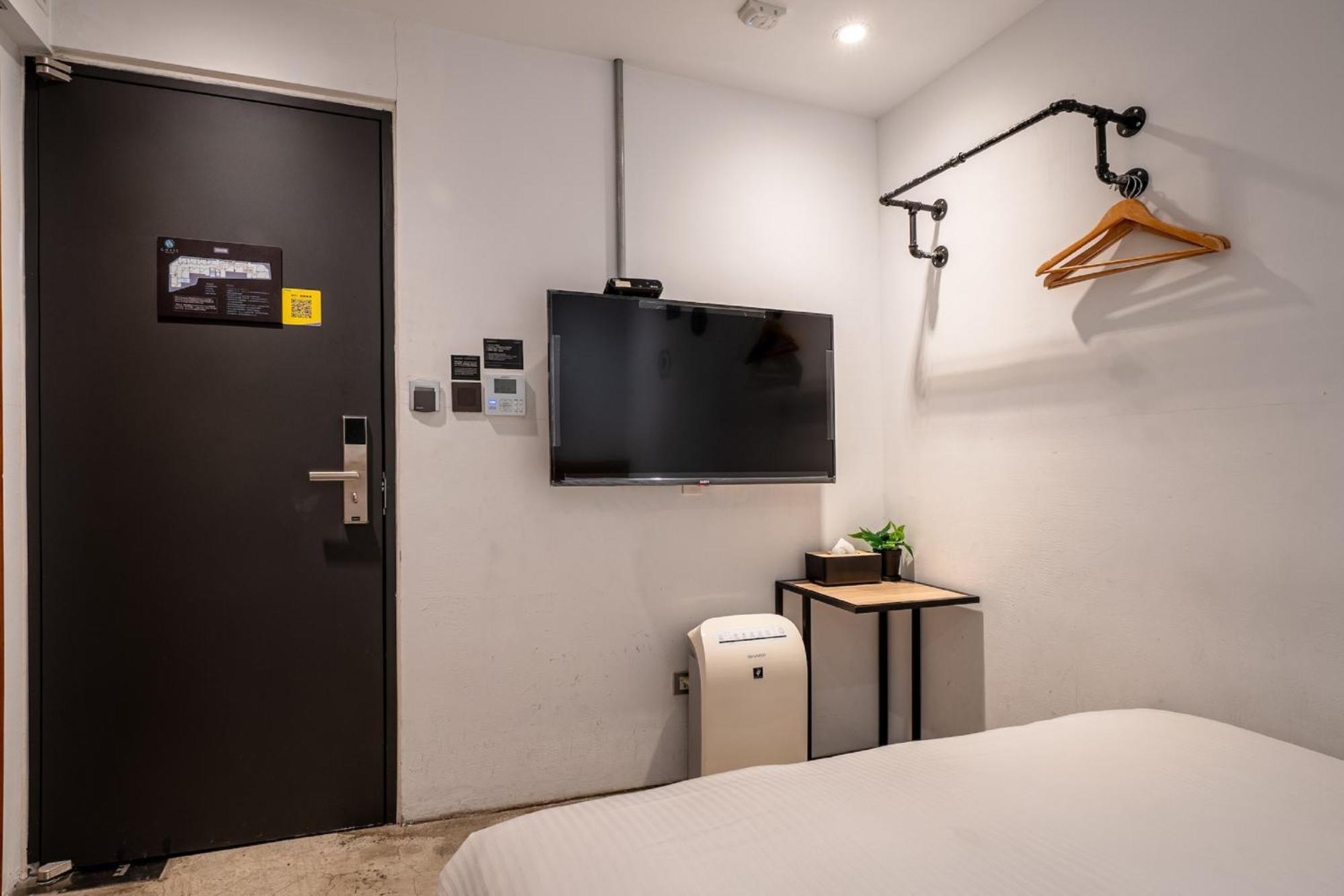 Chase Hotel Taichung Esterno foto
