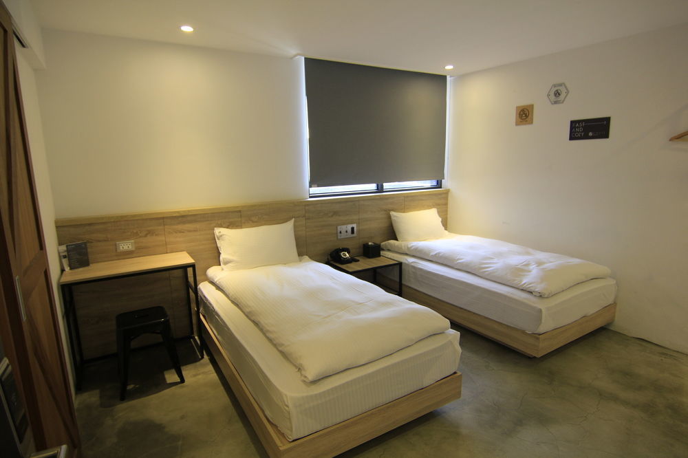 Chase Hotel Taichung Esterno foto