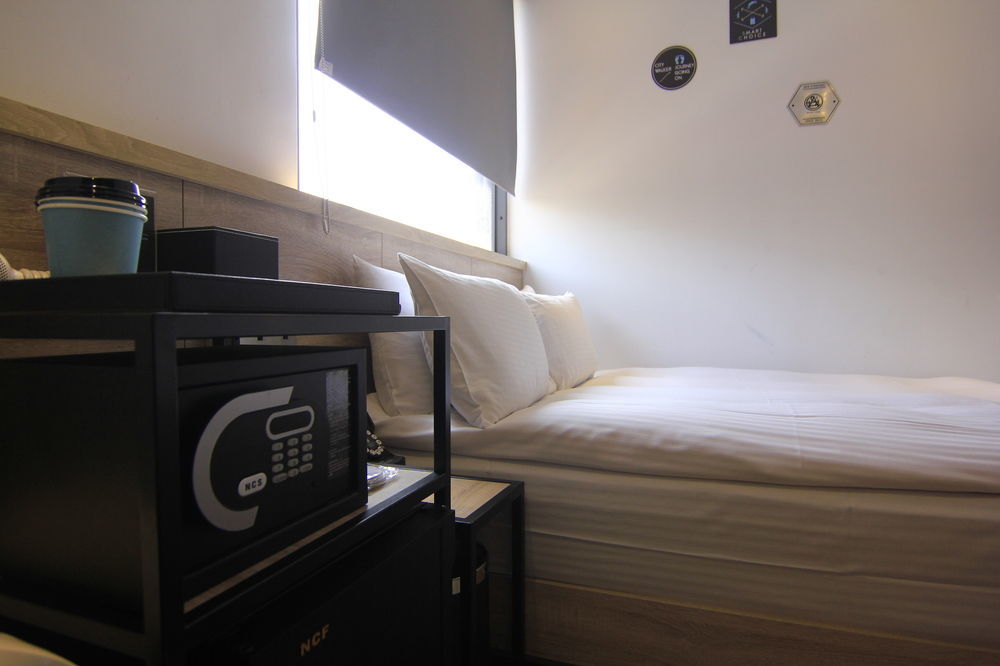 Chase Hotel Taichung Esterno foto